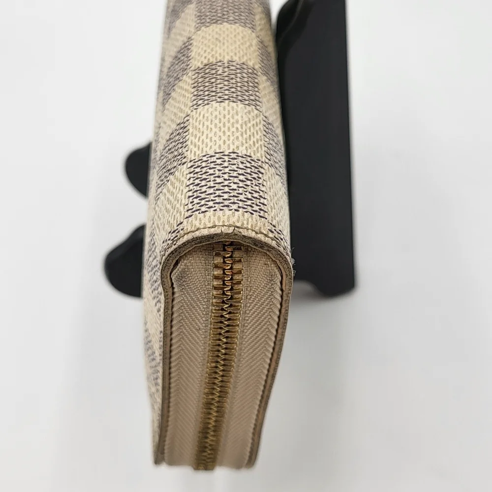Louis Vuitton Damier Azur Zippy Long Wallet. Authentic....